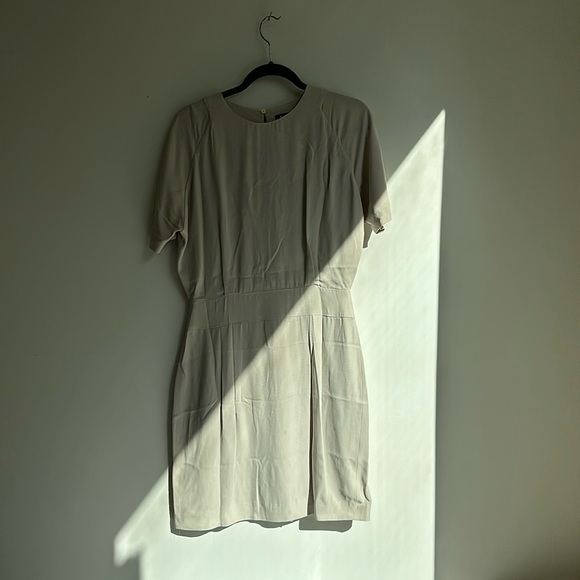 Aquascutum London dress - Picture 1 of 11